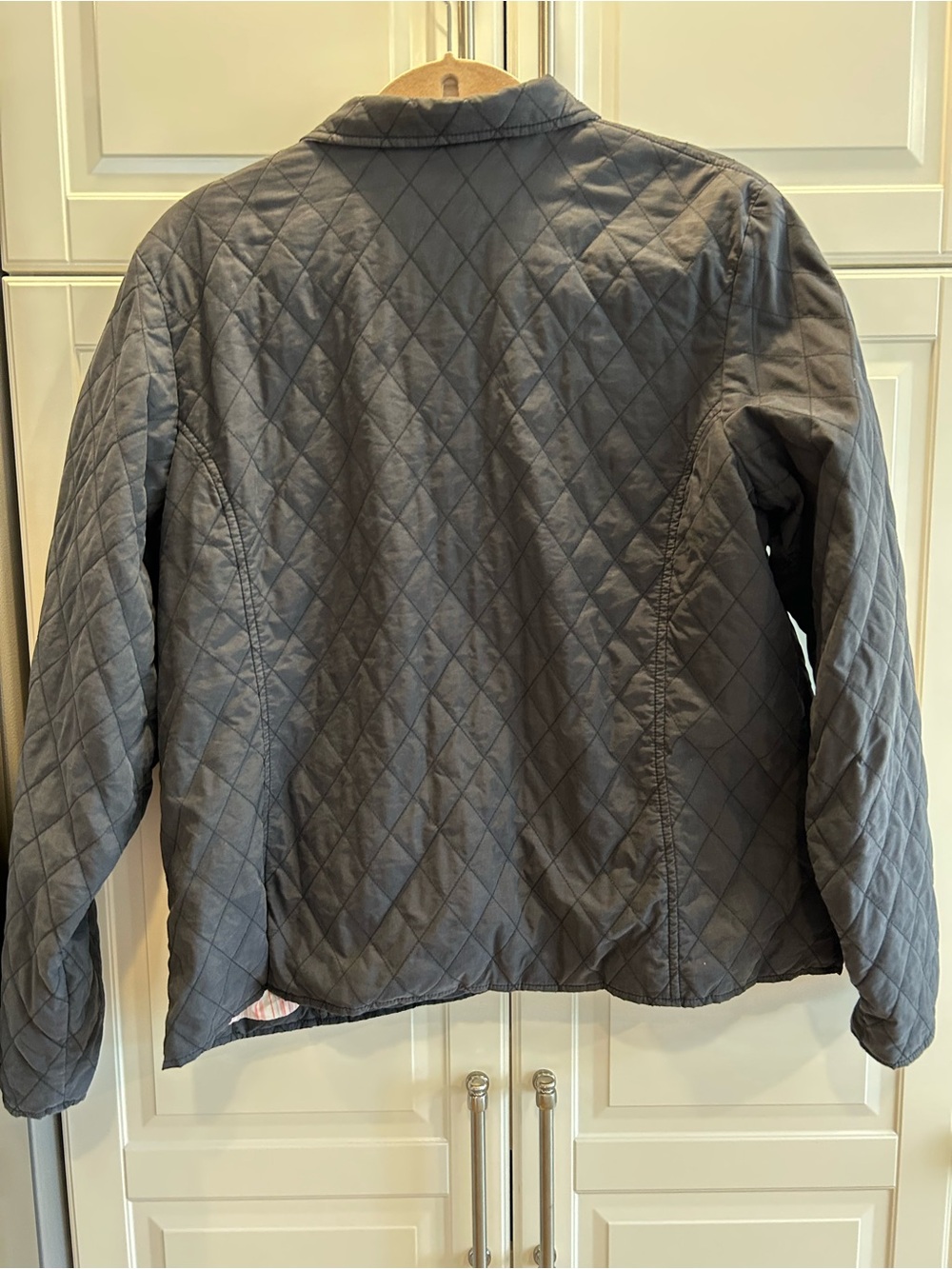 L.L. Bean Quilted Dark Black Puffer Jacket - Picture 2 of 8